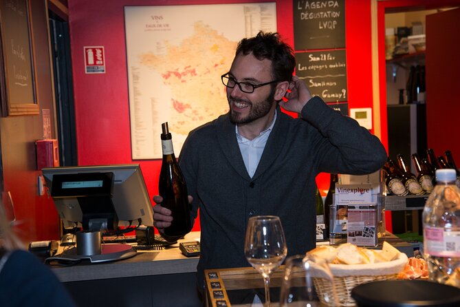 Wine and cheese tasting in Bastille - Group size, energy, and what to bring