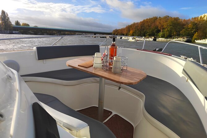 Your Private boat Captain Guide Explore Historical Paris - Why This Private Seine Cruise Feels Better Than Big Ships